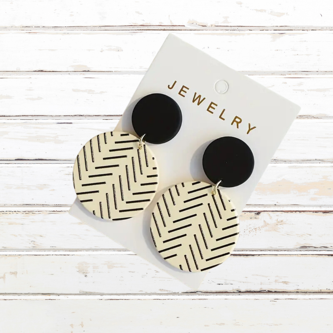 Circle Black Line Dangle Earrings